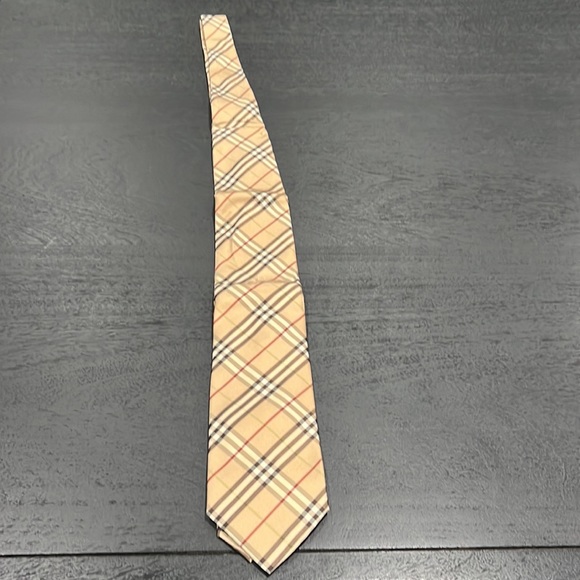 Burberry print tie - Picture 5 of 5